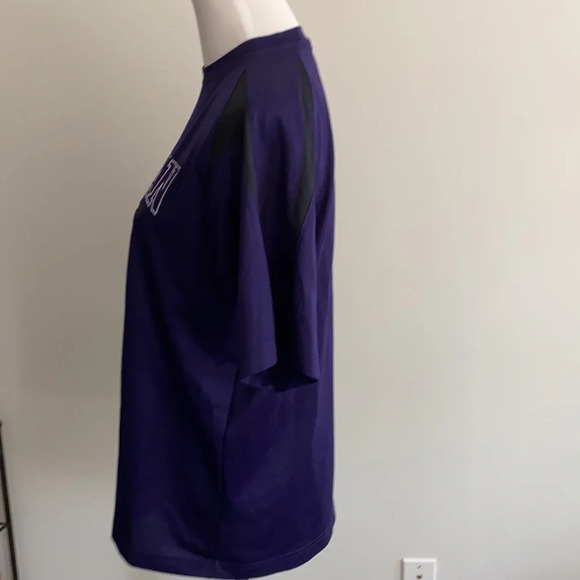 •Under Armour• Furman University Heat Gear Shirt - Picture 3 of 6